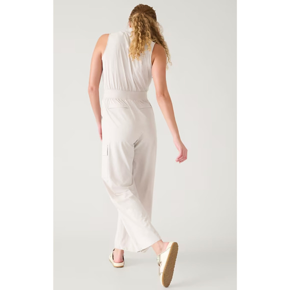 Athleta Brooklyn Utility Jumpsuit Abalone Size 14 Featherweight Stretch Romper - Picture 2 of 11